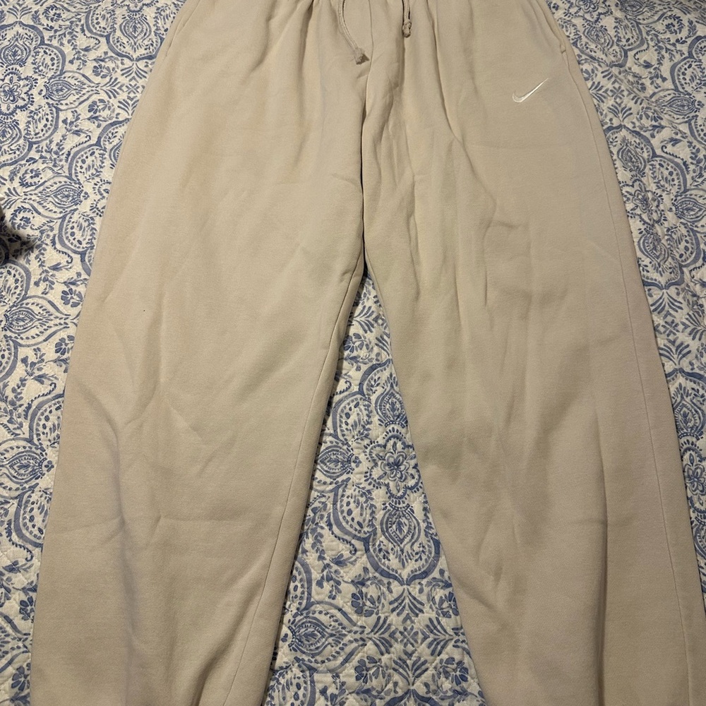 Nike Beige Fleece Joggers